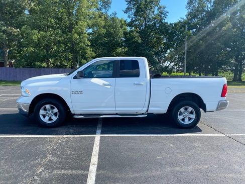 Used 2018 RAM 1500 Classic SLT AWD/4WD image 4