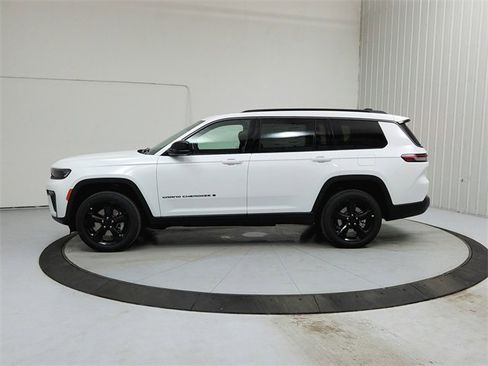 New 2026 Jeep Grand Cherokee L Limited image 4