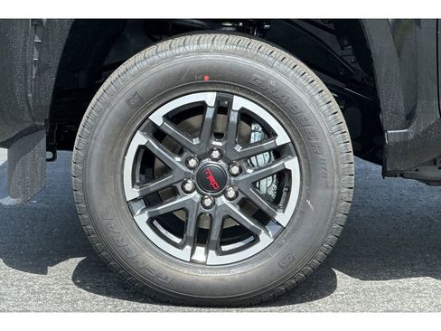 Certified 2025 Toyota Tacoma TRD Sport image 30