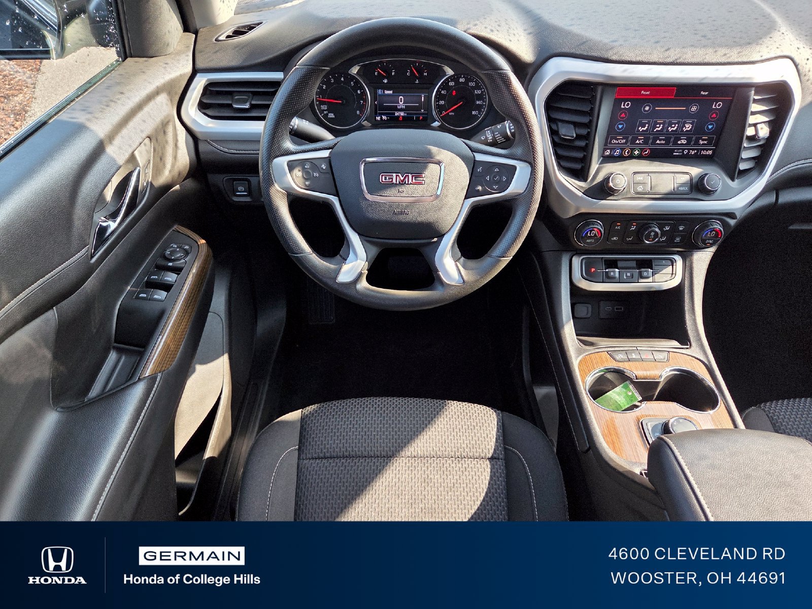 Used 2023 GMC Acadia SLE FWD image 9
