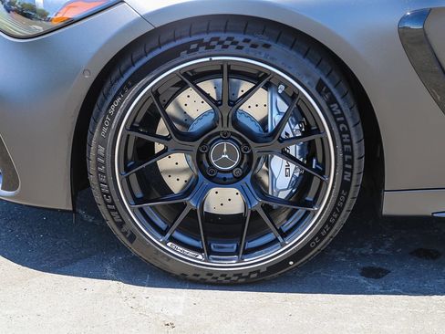 New 2026 Mercedes-Benz CLE 53 AMG 4MATIC Coupe image 9