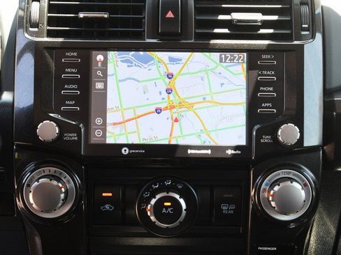 Certified 2022 Toyota 4Runner TRD Off-Road Premium w/ Moonroof Package AWD/4WD image 21