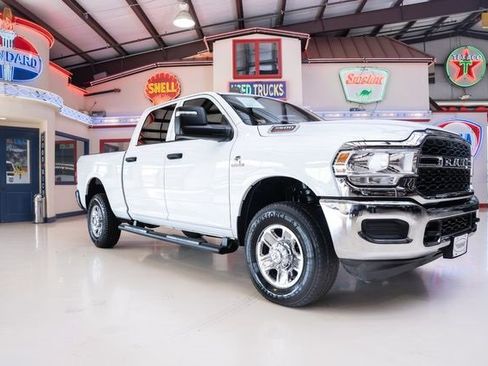Used 2024 RAM 3500 Tradesman w/ Chrome Appearance Group image 1