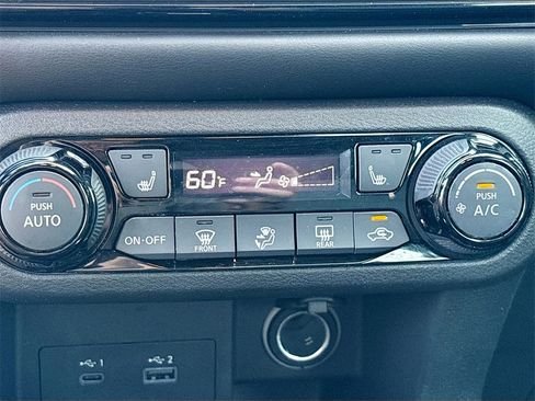 Used 2024 Nissan Kicks SR w/ SR Premium Package image 15