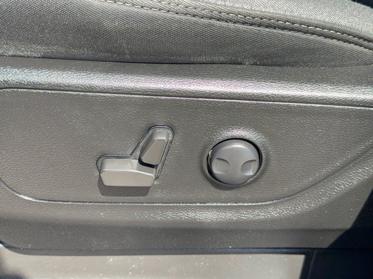 Used 2022 RAM 1500 Lone Star AWD/4WD image 16