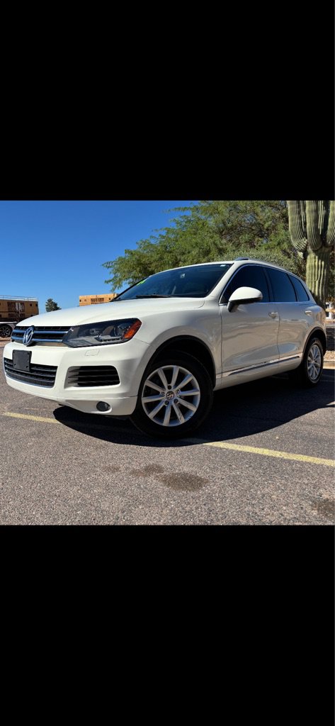 Used 2011 Volkswagen Touareg Sport AWD/4WD image 1