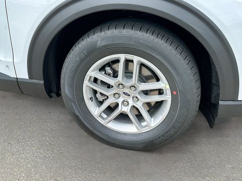 New 2026 Ford Explorer Active w/ Active Comfort Package RWD image 20