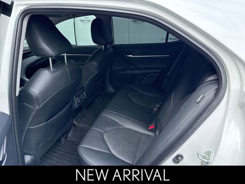 Used 2023 Toyota Camry XLE image 6