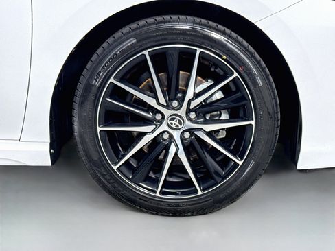 Used 2023 Toyota Camry SE FWD image 32