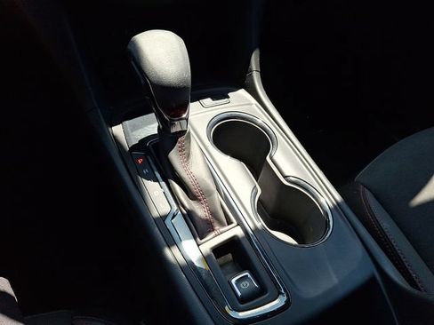 Used 2023 Chevrolet Equinox RS FWD image 14
