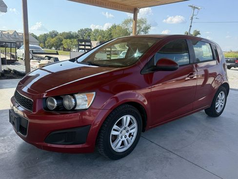 Used 2012 Chevrolet Sonic LS FWD image 7
