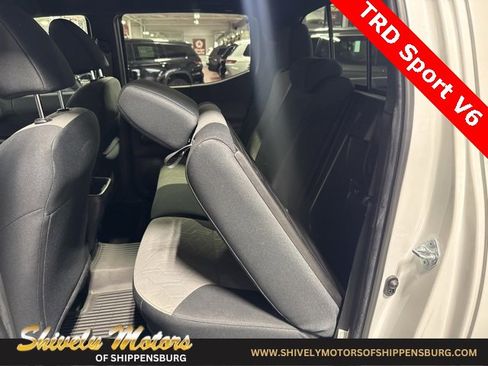 Used 2023 Toyota Tacoma TRD Sport image 28