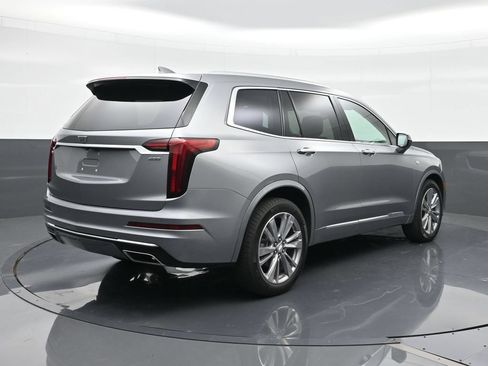 Certified 2024 Cadillac XT6 Premium Luxury FWD image 14