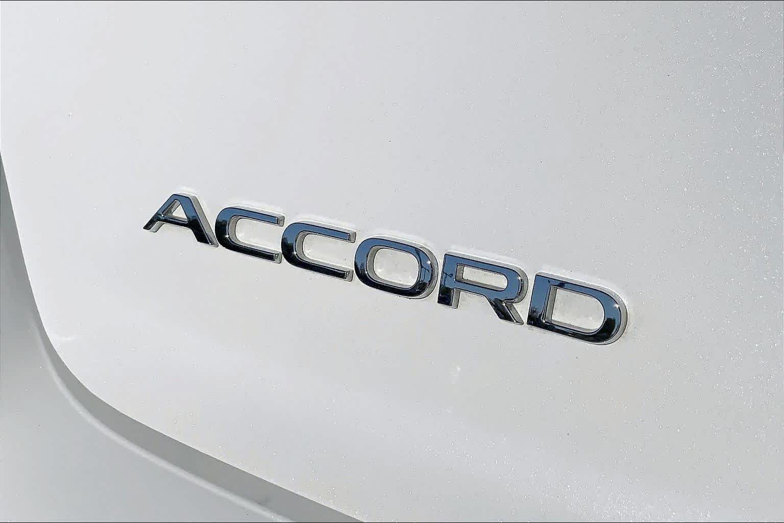 Used 2025 Honda Accord SE image 9