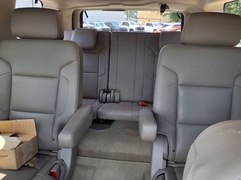 Used 2017 Chevrolet Tahoe Premier AWD/4WD image 31