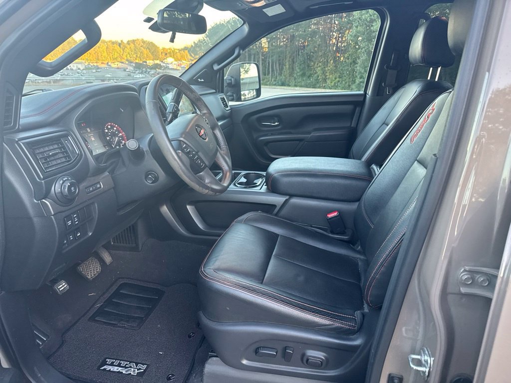 Used 2021 Nissan Titan PRO-4X w/ Pro-4x Convenience Package AWD/4WD image 19