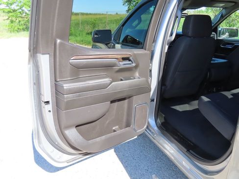 Used 2023 Chevrolet Silverado 1500 LT w/ Protection Package AWD/4WD image 29