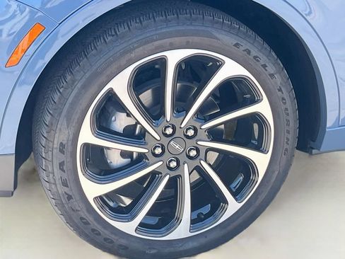 Used 2025 Lincoln Nautilus Black Label AWD/4WD image 33