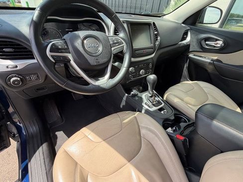 Used 2015 Jeep Cherokee Limited AWD/4WD image 7