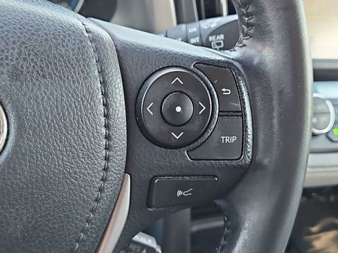 Used 2016 Toyota RAV4 Limited image 28