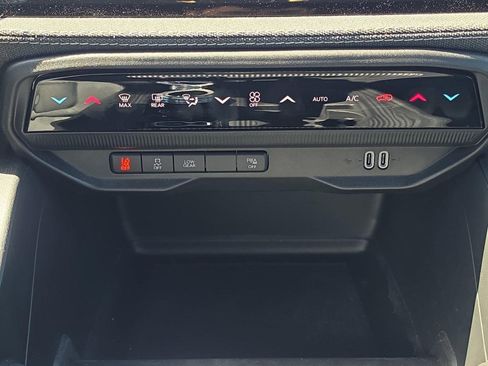 New 2026 Jeep Cherokee Laredo AWD/4WD image 26