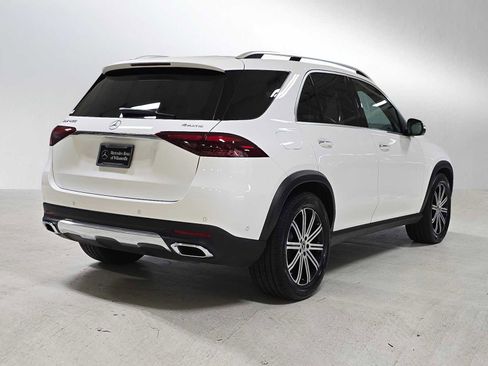 Used 2025 Mercedes-Benz GLE 450 4MATIC image 3