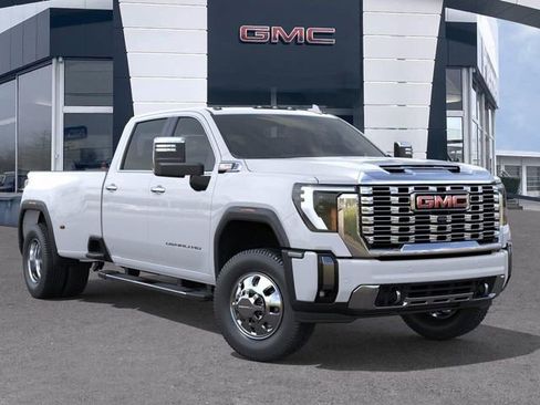 New 2026 GMC Sierra 3500 Denali image 7