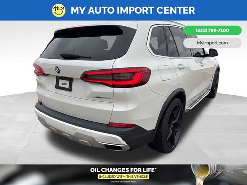 Used 2019 BMW X5 xDrive50i w/ Executive Package image 7