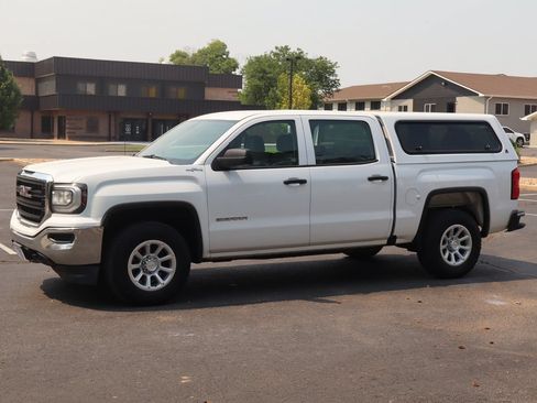 Used 2018 GMC Sierra 1500 4x4 Crew Cab w/ Sierra Convenience Package image 10