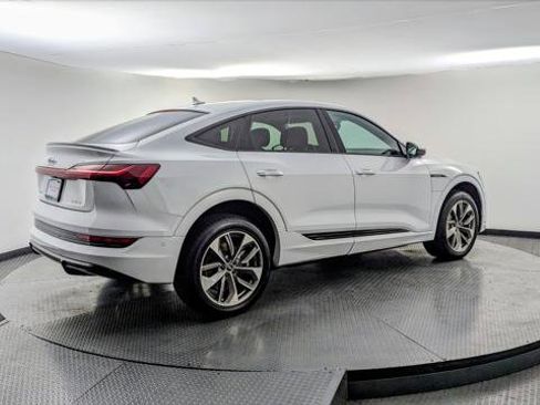 Used 2021 Audi e-tron Premium Plus w/ Premium Plus Package image 8