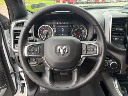 New 2026 RAM 1500 Express AWD/4WD image 13