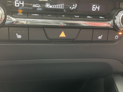 Certified 2025 MAZDA MAZDA3 Carbon image 22