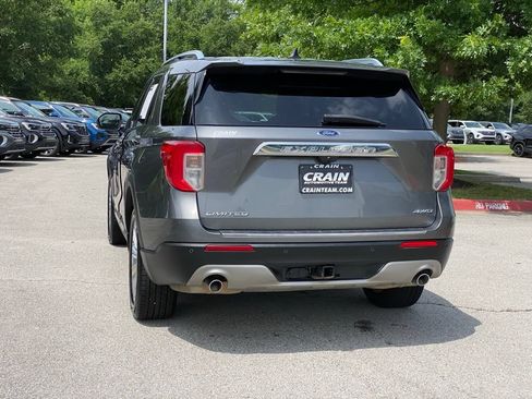 Used 2022 Ford Explorer Limited w/ Equipment Group 301A AWD/4WD image 5