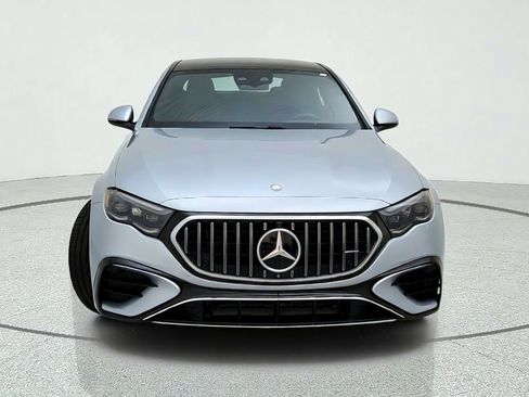 Used 2025 Mercedes-Benz E 53 AMG e 4MATIC Sedan image 3