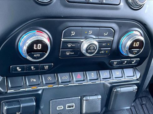 Used 2019 GMC Sierra 1500 SLT RWD image 30