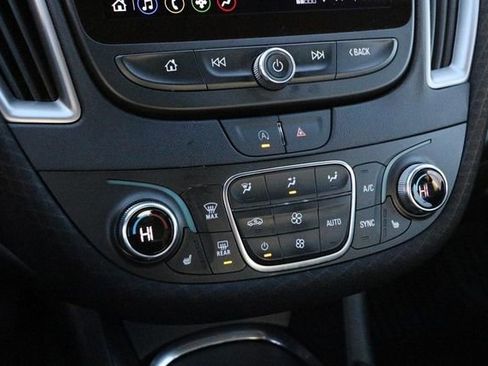 Used 2024 Chevrolet Malibu LT image 17