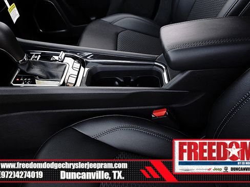 New 2026 Jeep Compass Latitude image 35