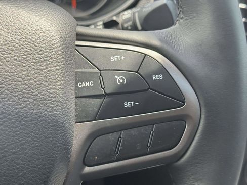 Used 2019 Jeep Cherokee Limited AWD/4WD image 21