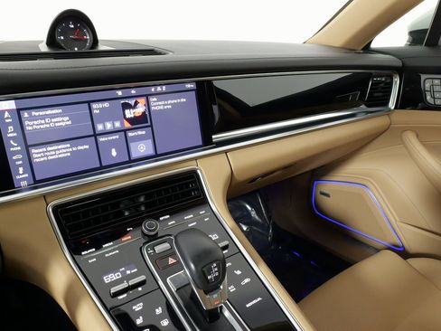 Used 2021 Porsche Panamera 4 image 46