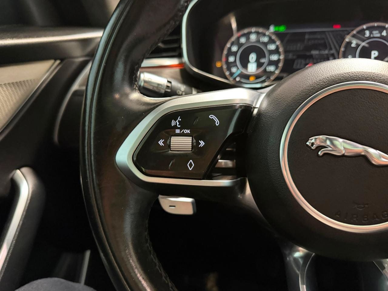 Used 2021 Jaguar F-PACE S AWD/4WD image 31