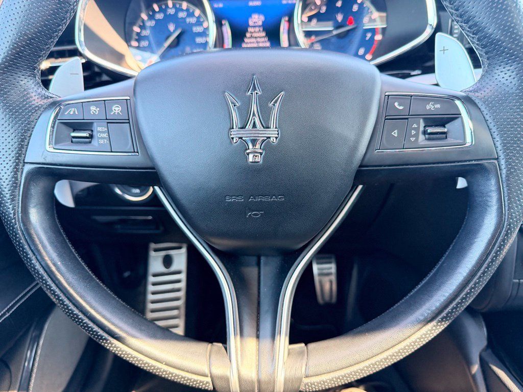 Used 2019 Maserati Quattroporte S GranSport Q4 AWD/4WD image 22
