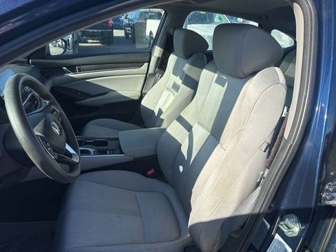 Used 2020 Honda Accord EX image 26
