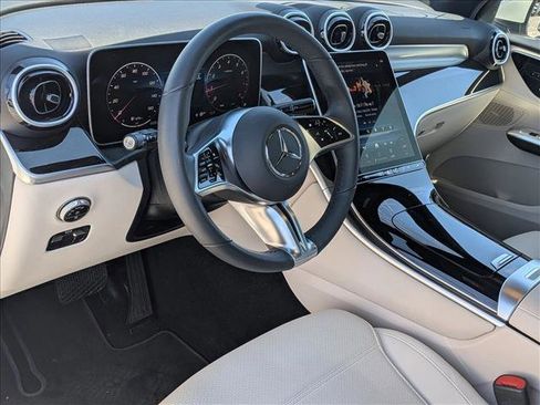 Used 2026 Mercedes-Benz GLC 300 4MATIC image 10
