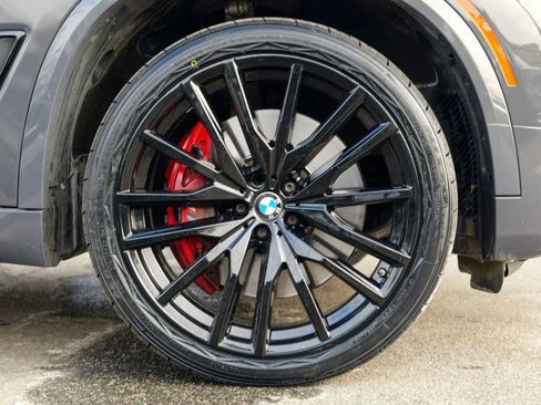Used 2022 BMW X5 M50i w/ Executive Package image 12