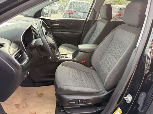 Certified 2022 Chevrolet Equinox LT FWD image 12