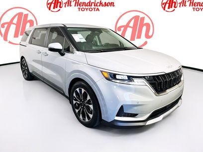 Used 2024 Kia Carnival EX