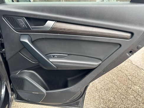 Used 2020 Audi Q5 2.0T Premium Plus w/ Premium Plus Package image 26