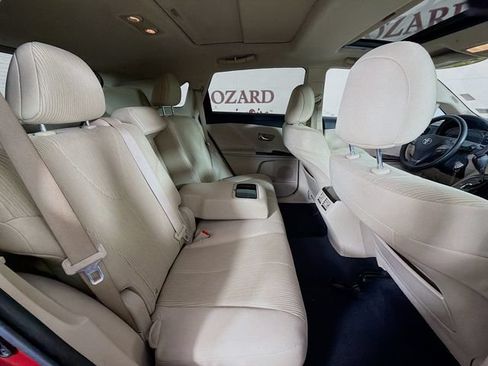 Used 2010 Toyota Venza FWD image 27