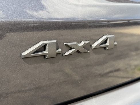 Used 2024 Jeep Compass Trailhawk AWD/4WD image 8