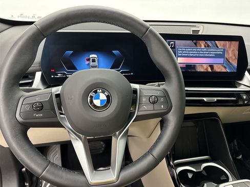 Used 2025 BMW X1 xDrive28i w/ Technology Package AWD/4WD image 22